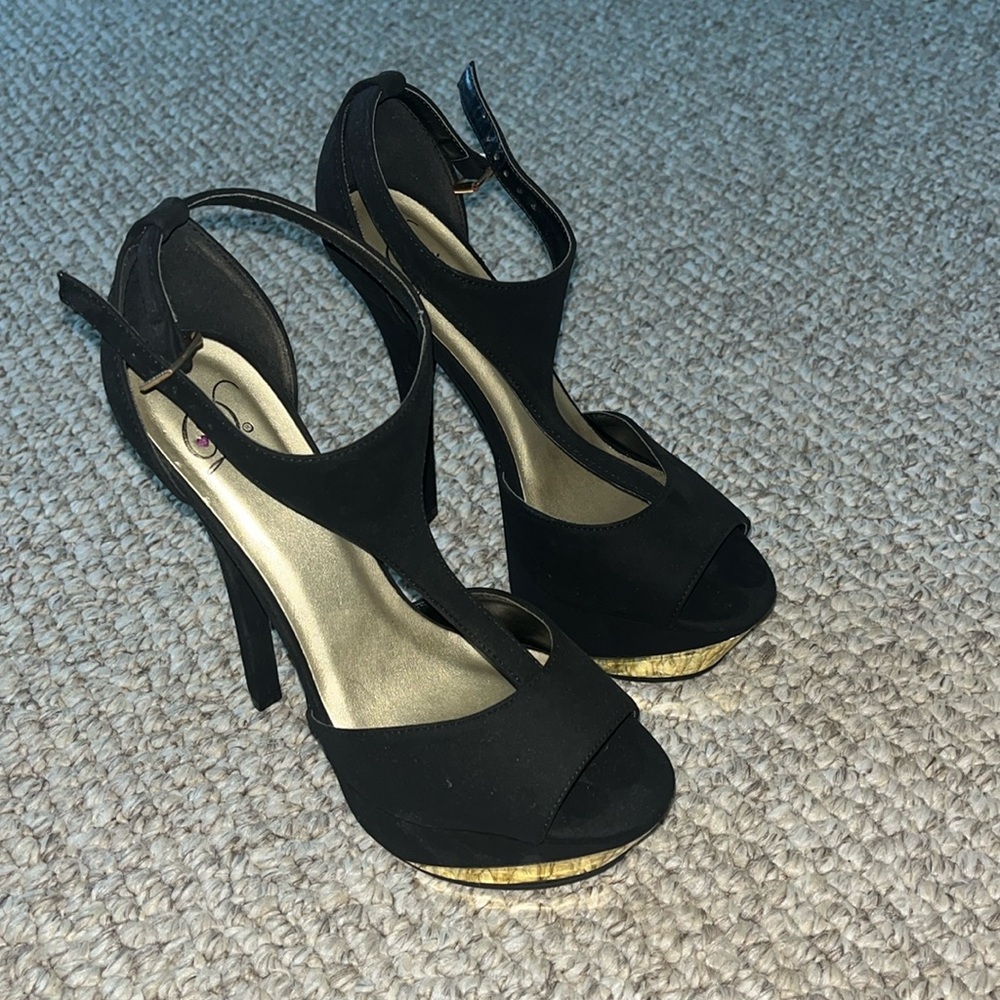 Black, strappy, women’s size 8.5 heels